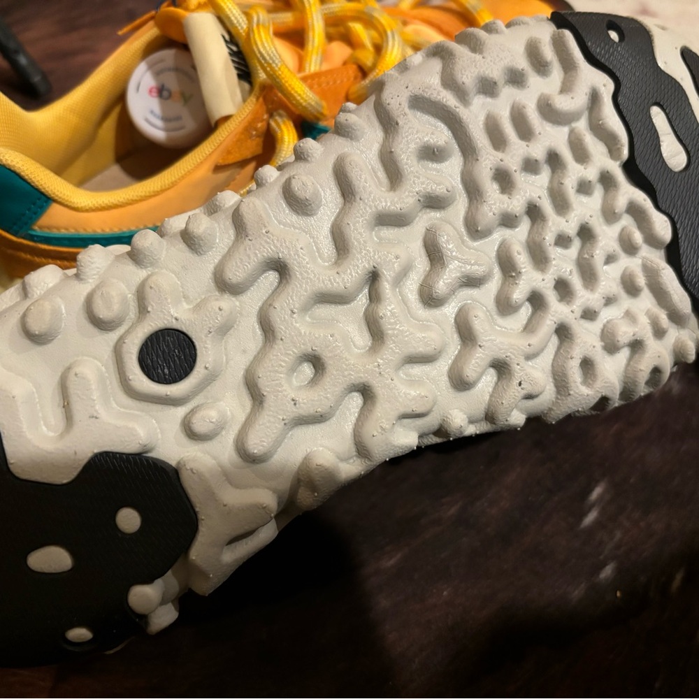 Nike Outbreak - Picture 5 of 7